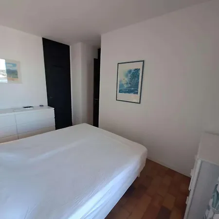 Brigantine112 - Appt 4 Pers Climatisé Vue Avec Accès Direct Au Port, Proche De St Tropez Et Ses Plages