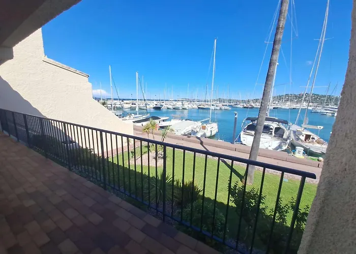 Brigantine112 - Appt 4 Pers Climatise Vue Avec Acces Direct Au Port, Proche De St Tropez Et Ses Plages Cogolin