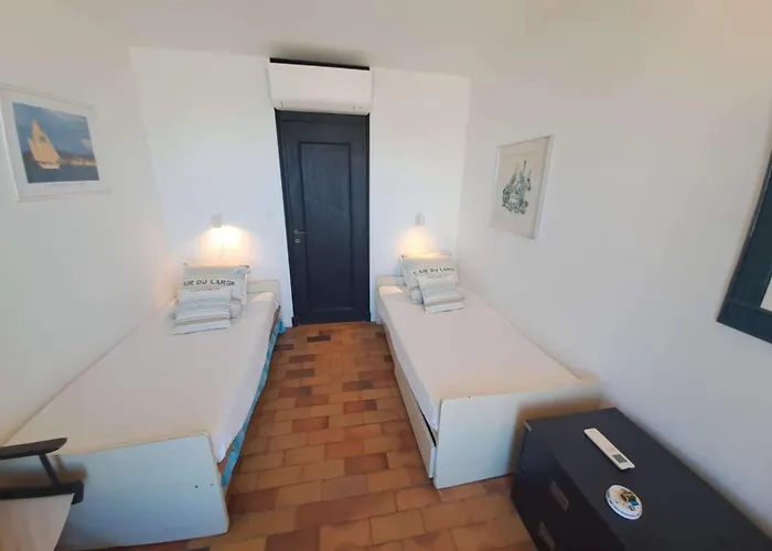 Brigantine112 - Appt 4 Pers Climatise Vue Avec Acces Direct Au Port, Proche De St Tropez Et Ses Plages Cogolin