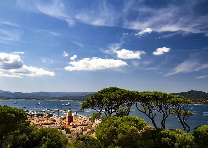 Brigantine112 - Appt 4 Pers Climatise Vue Avec Acces Direct Au Port, Proche De St Tropez Et Ses Plages Apartament Cogolin